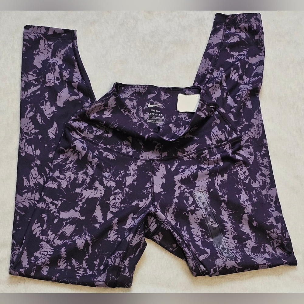 Nike XS High Rise Purple Leggings
